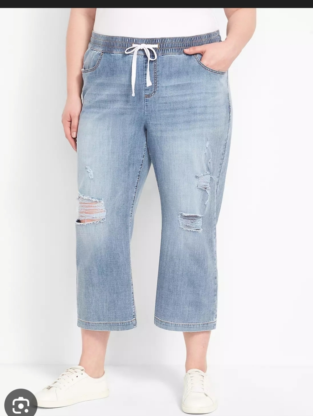 Lane Bryant Wide Leg Distressed Denim Lightweight Capris / Size: 14